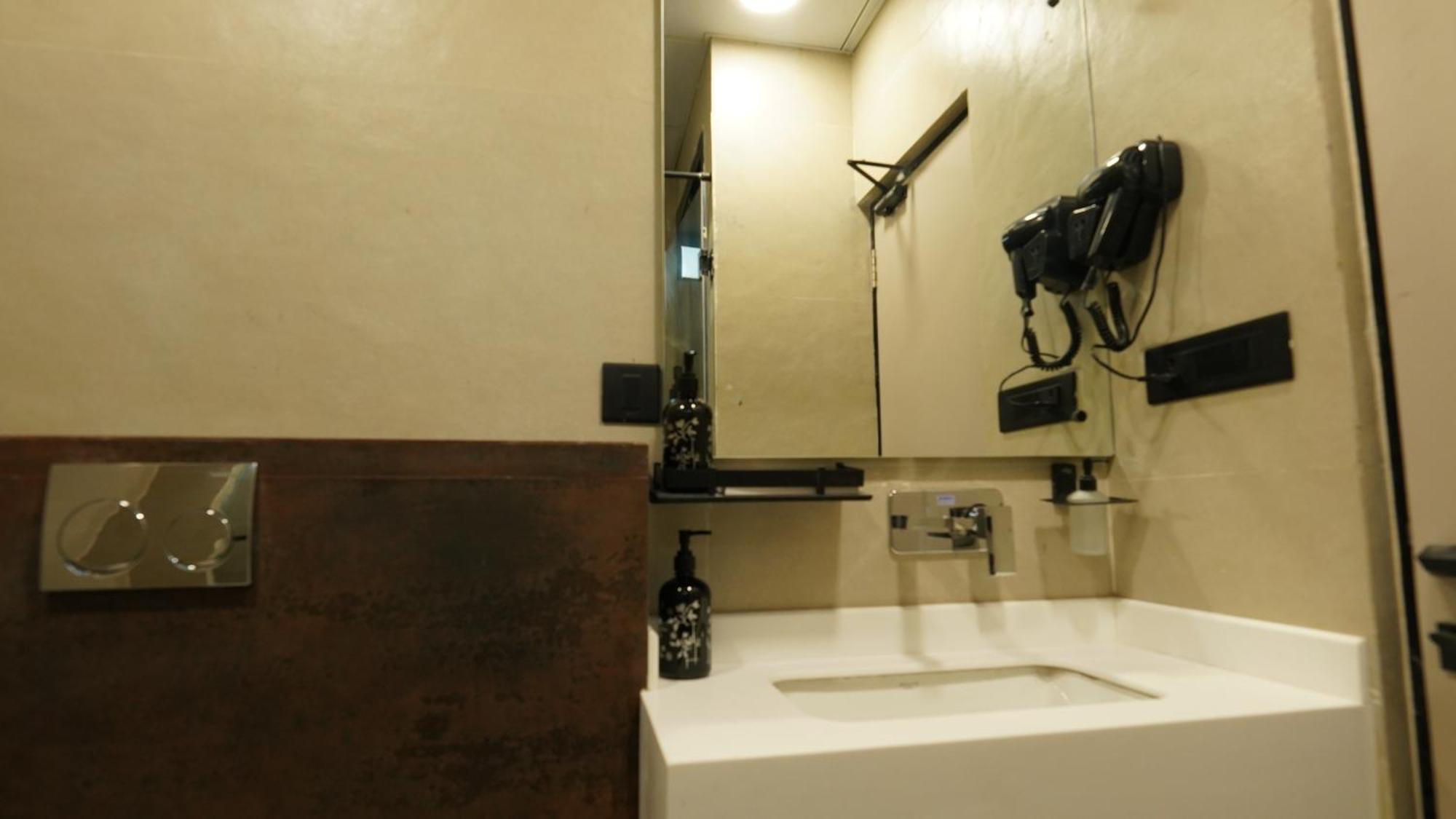 Aquila Grand Suites - Noida Sector 136 Eksteriør billede