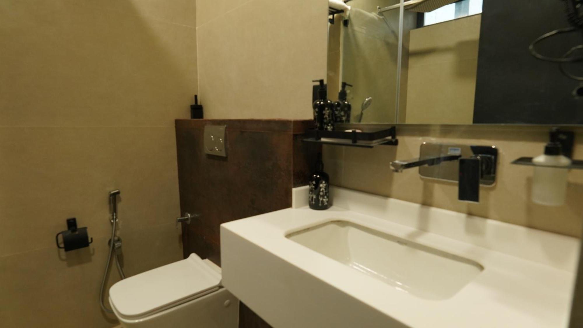 Aquila Grand Suites - Noida Sector 136 Eksteriør billede
