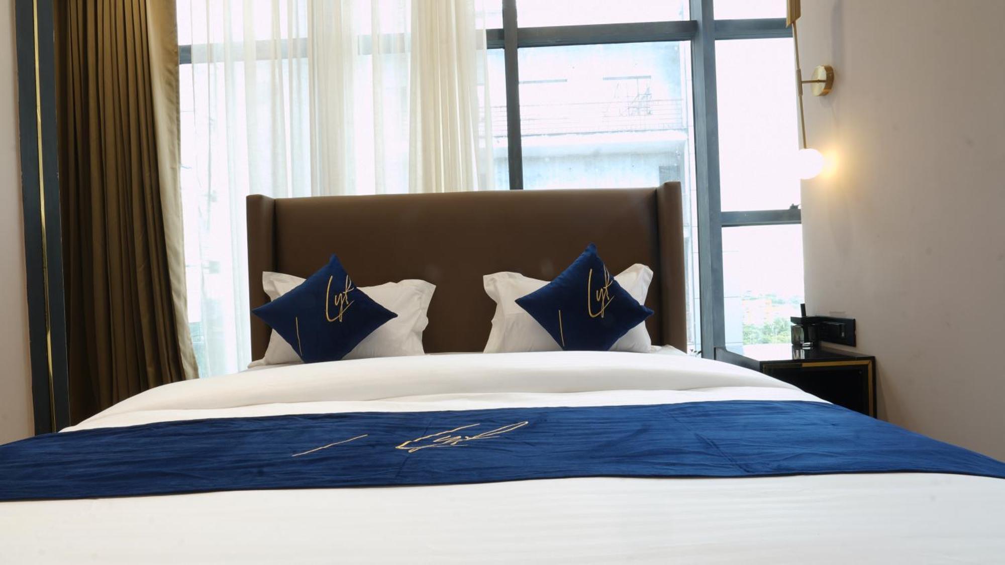 Aquila Grand Suites - Noida Sector 136 Eksteriør billede
