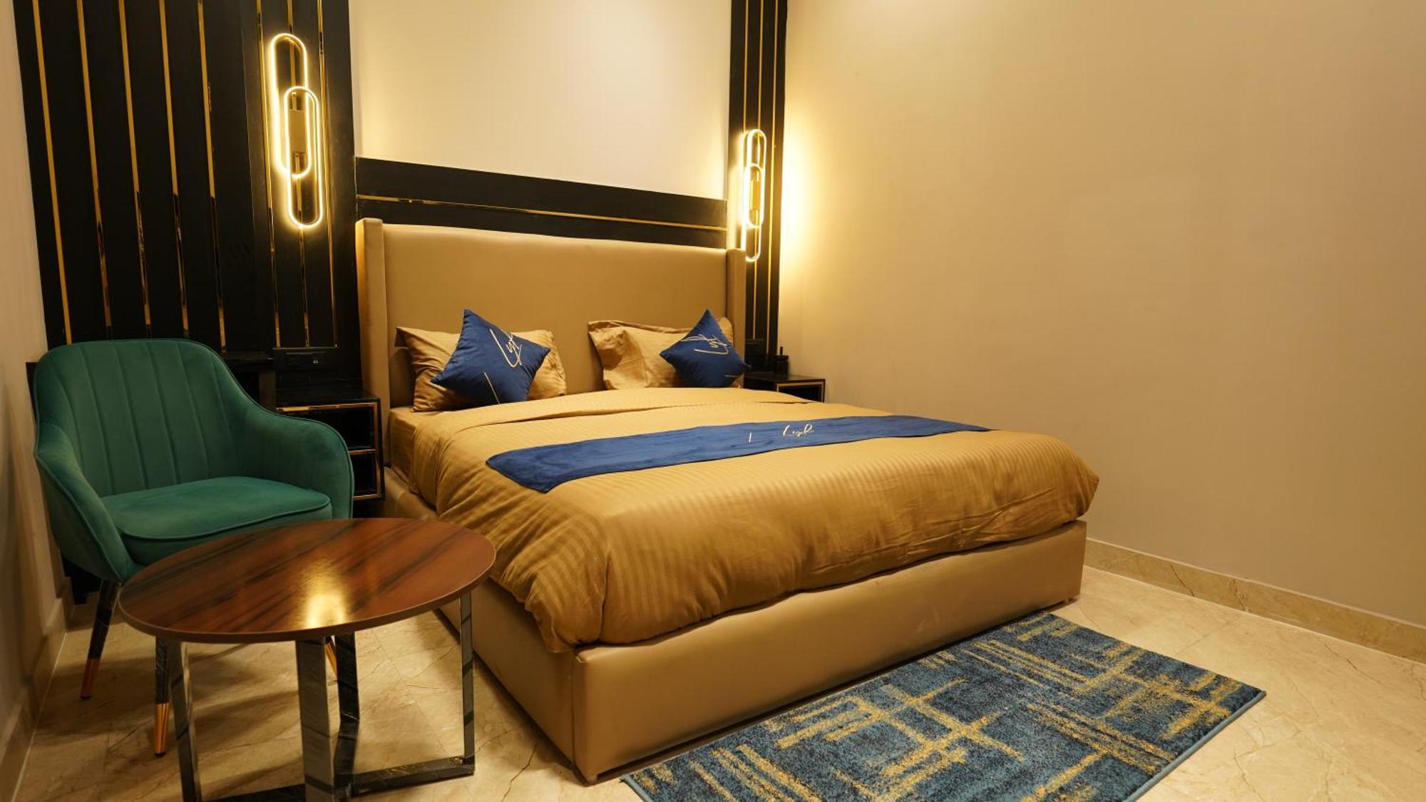 Aquila Grand Suites - Noida Sector 136 Eksteriør billede