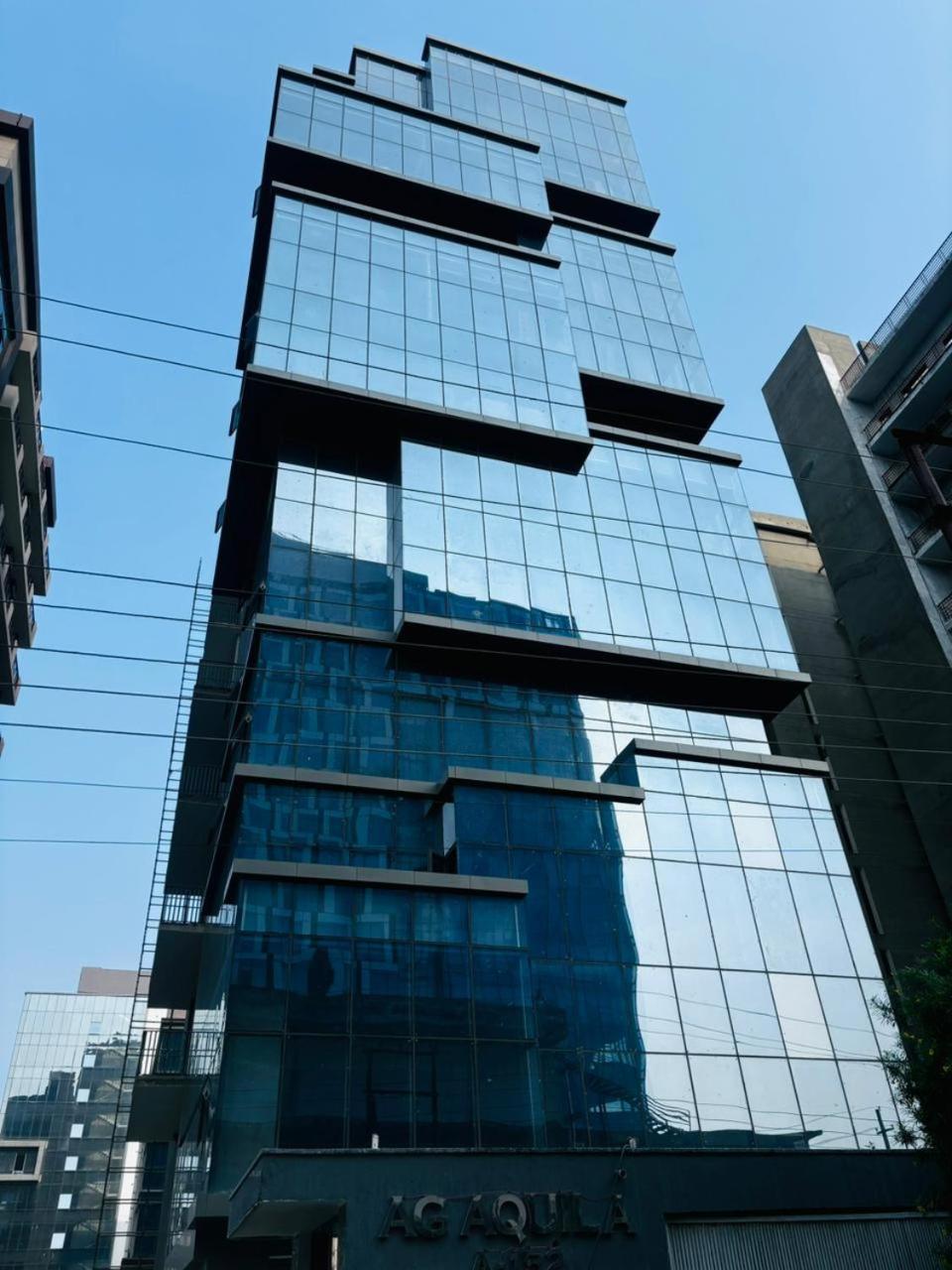 Aquila Grand Suites - Noida Sector 136 Eksteriør billede