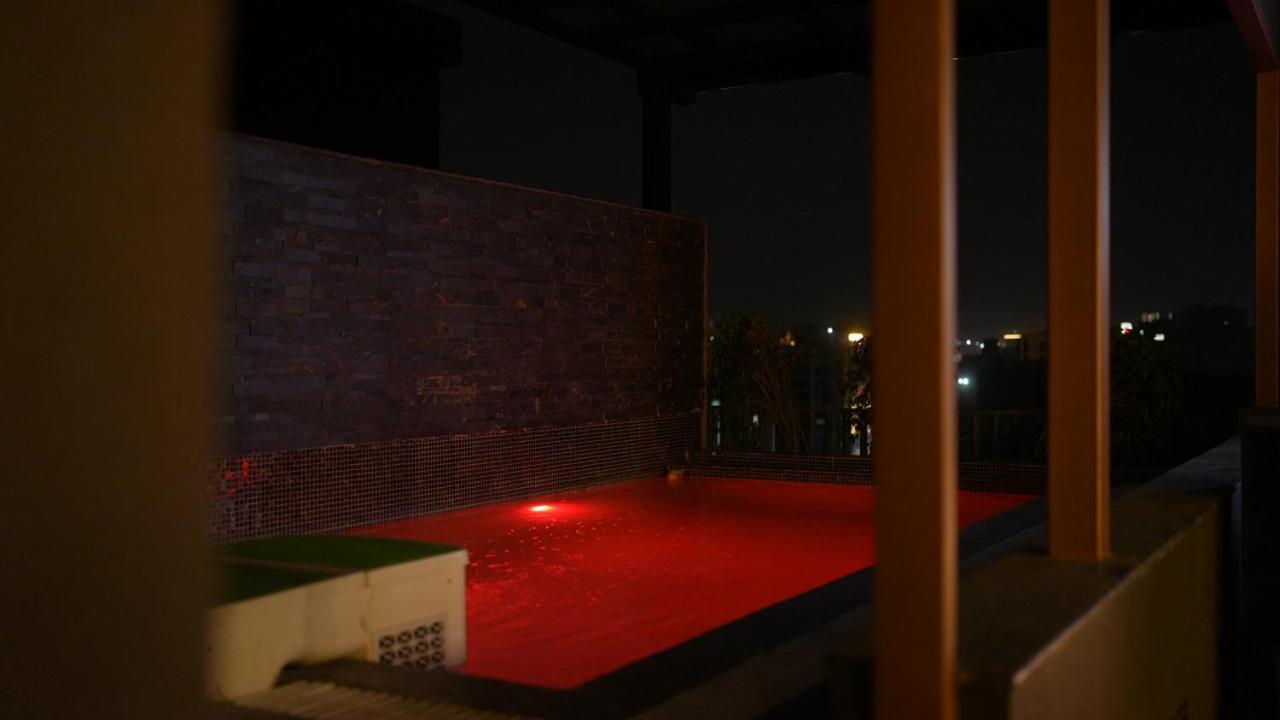 Aquila Grand Suites - Noida Sector 136 Eksteriør billede